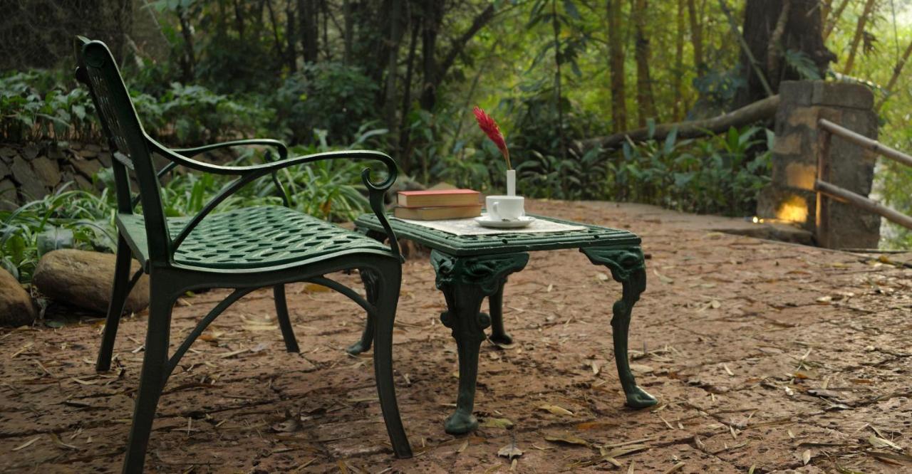Amanvana Spa Resort, Coorg Kushālnagar Exterior foto